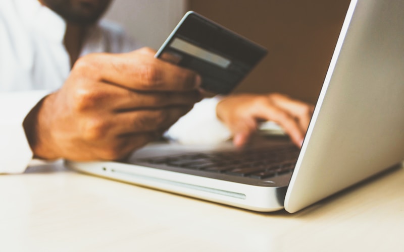 Profit exists, but cash is missing: why cash flow should be checked every week